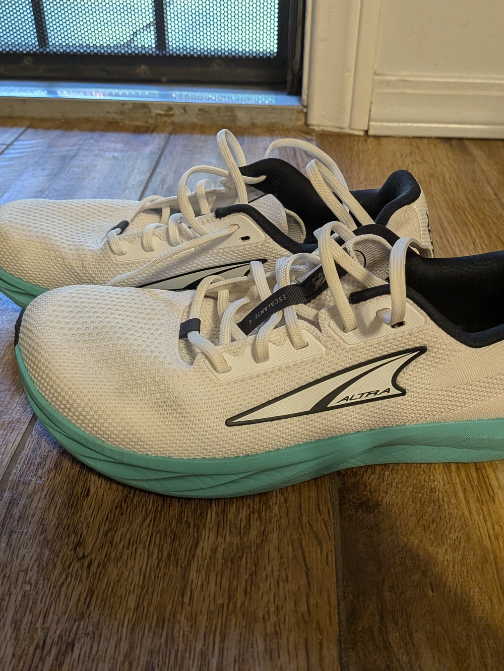 Altra Women's Escalante White & Teal Athletic Running Shoes - Picture 3 of 5